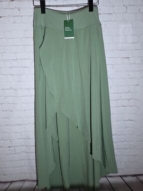 NWT Halara Breezeful™ 2-in-1 High-Low Ruffle Maxi Skirt - Sage Green (S)